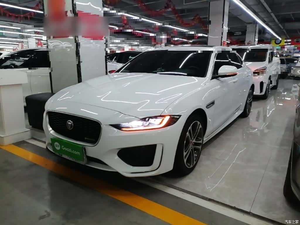Land Rover XEL