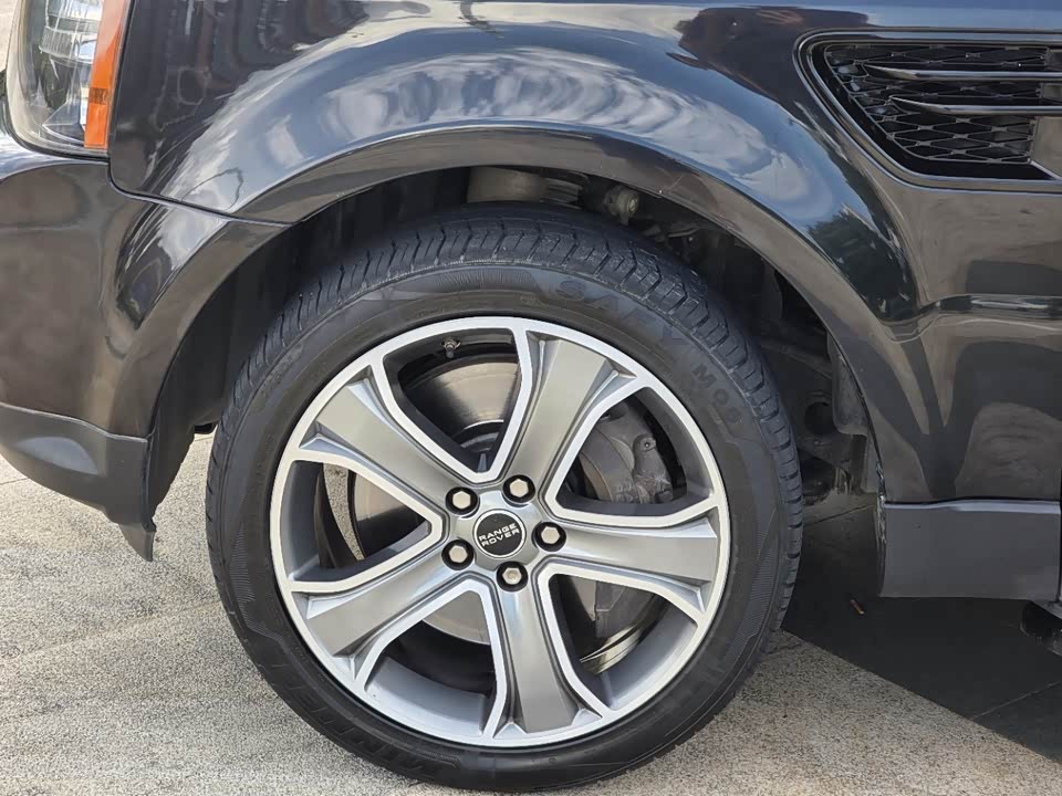 Land Rover Range Rover Sport Land Rover Range Rover Sport