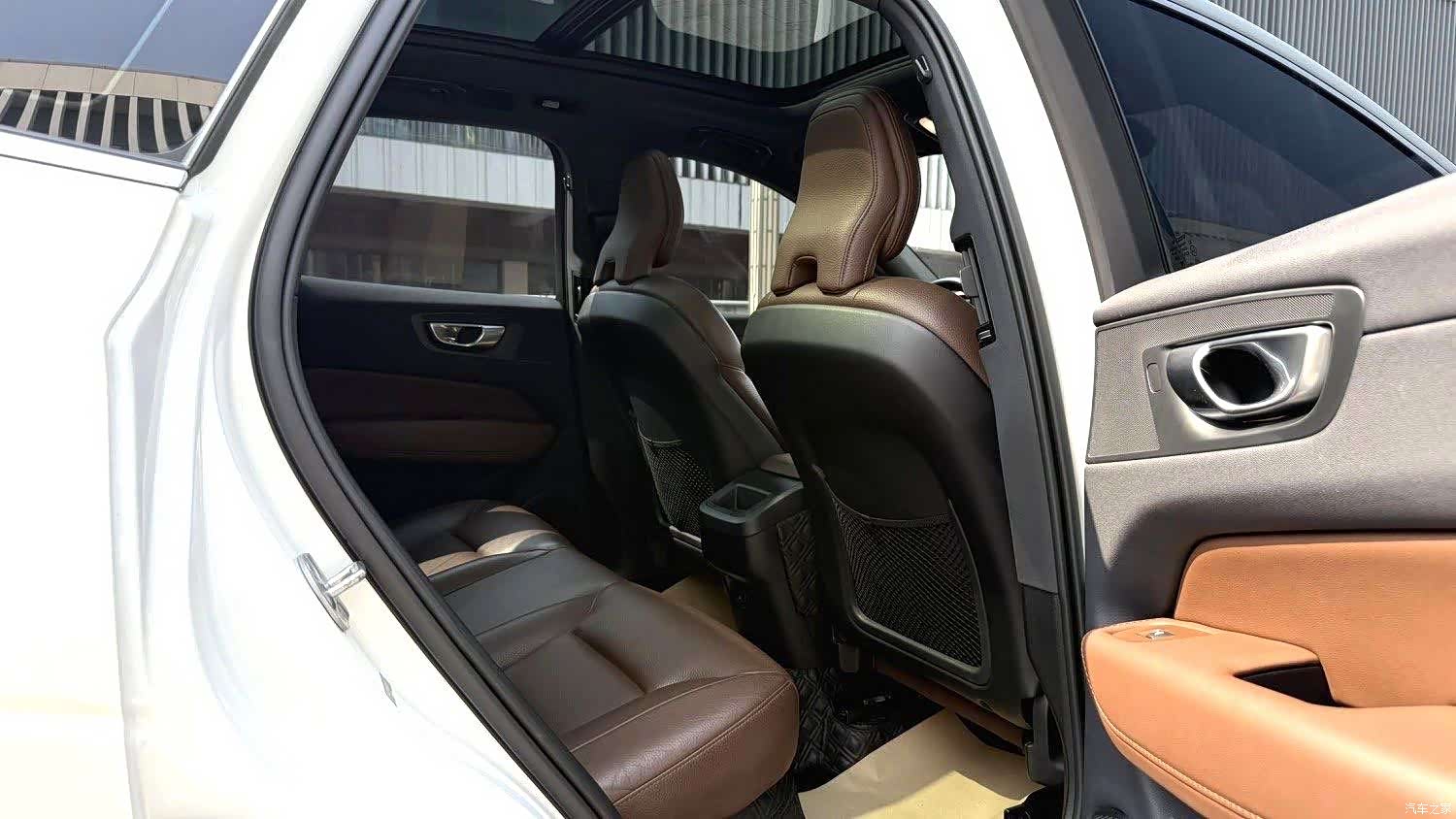 Volvo XC60, 2023 9