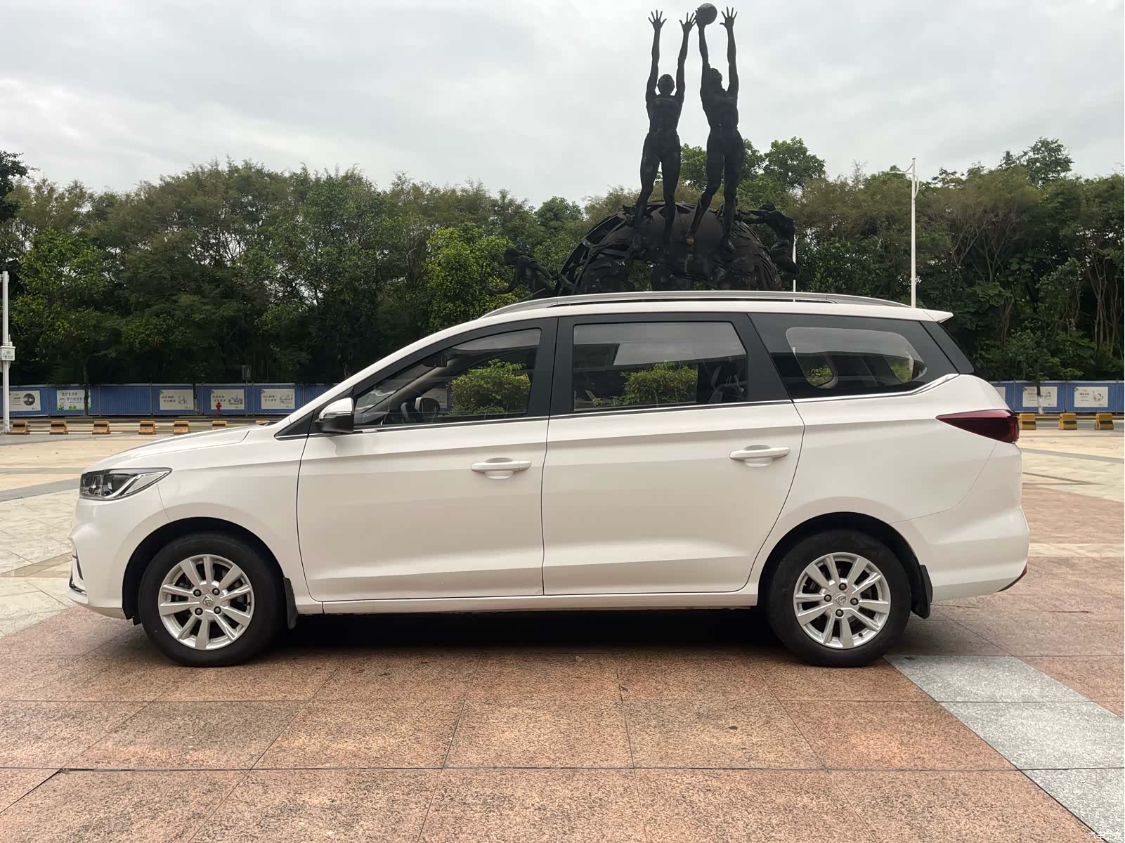 Wuling 360, 2018 7
