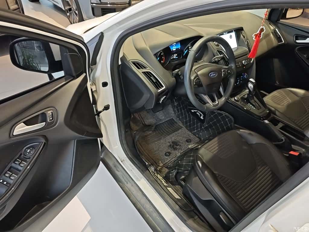 Ford Focus, 2016 16