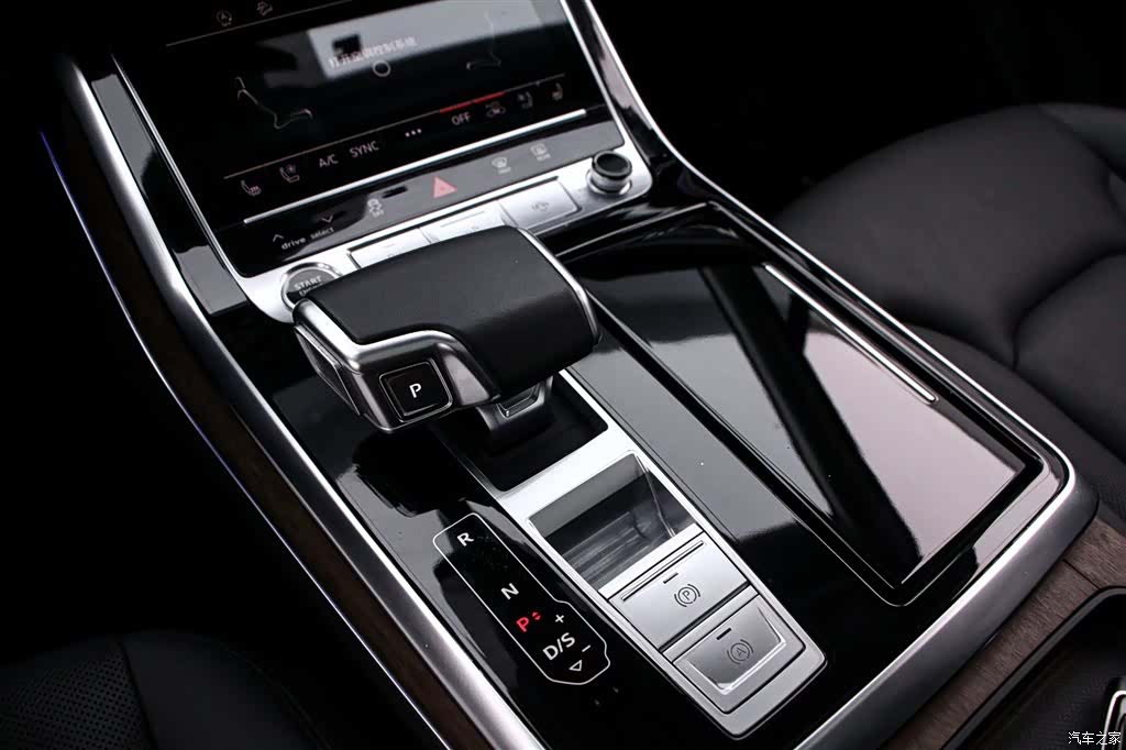 Audi Q7, 2021 9
