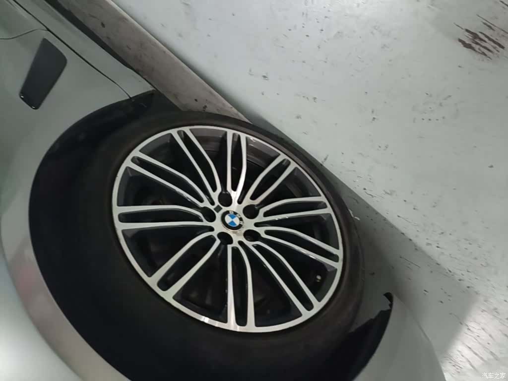 BMW 5 Series, 2017 23