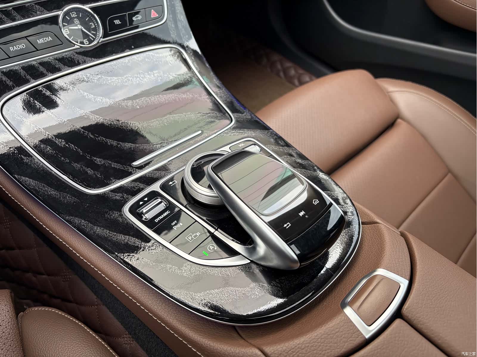Mercedes-Benz E-Class, 2018 14