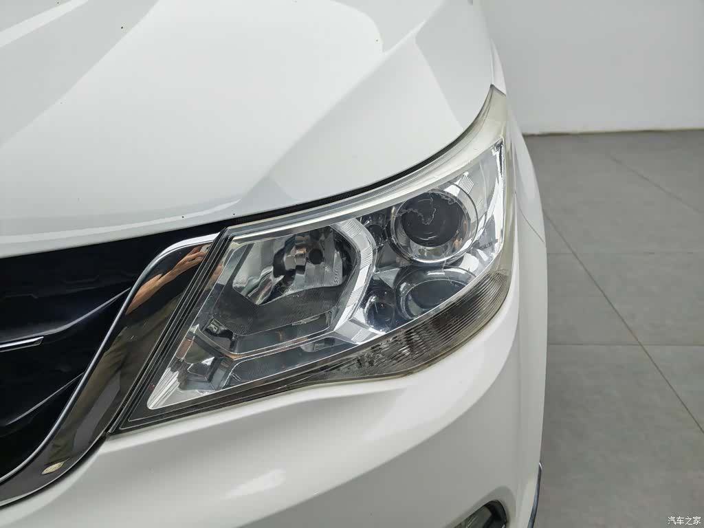 Wuling 730, 2016 7
