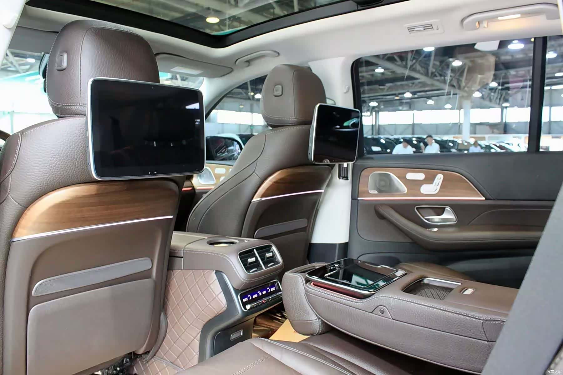 Mercedes-Benz GLS, 2021 10