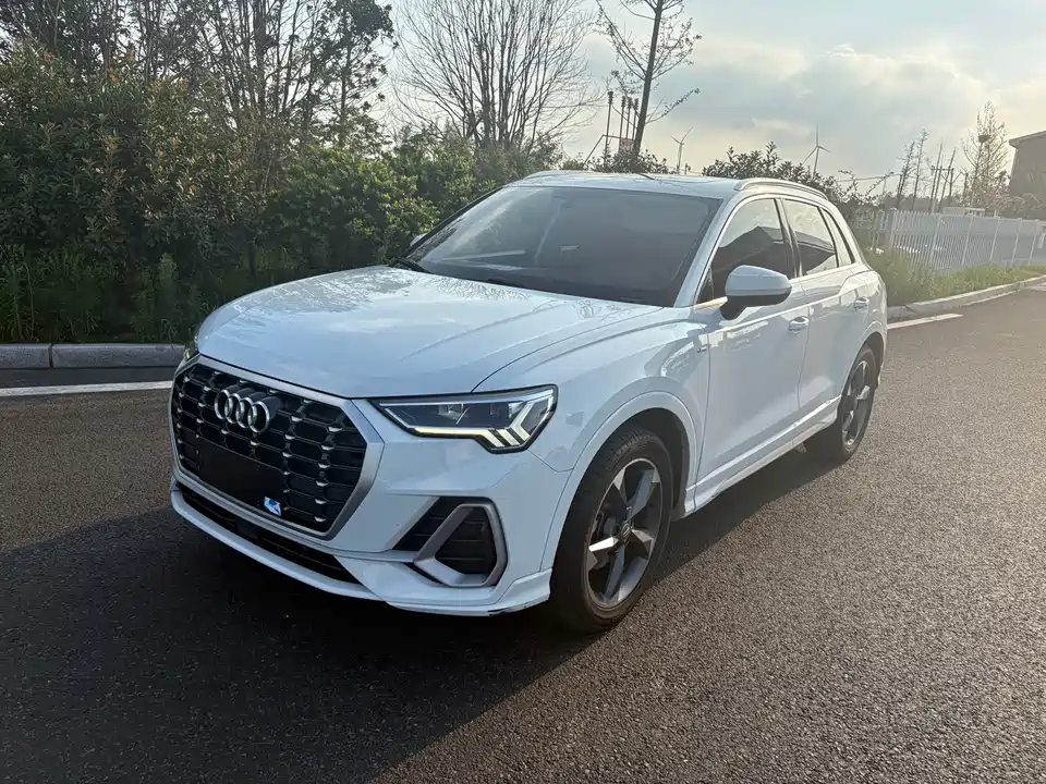 Audi Q3 Audi Q3