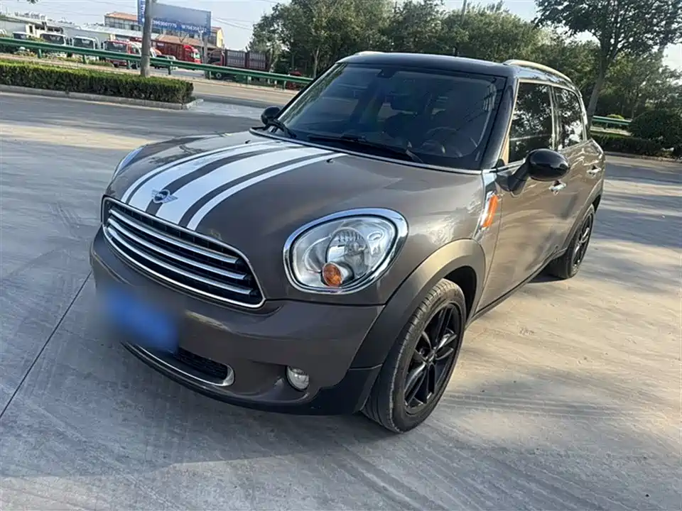 MINI COUNTRYMAN