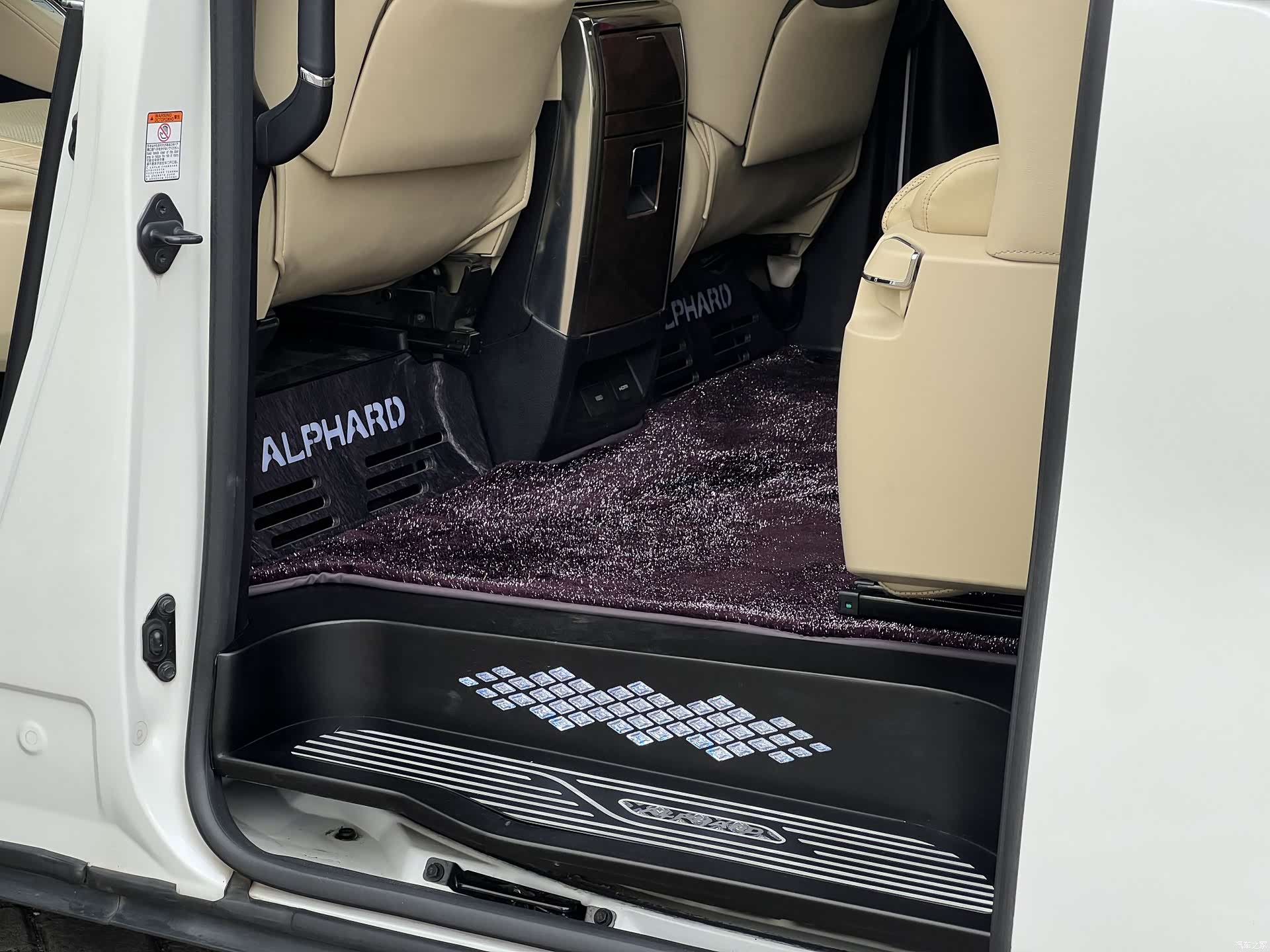 Toyota Alphard, 2015 17