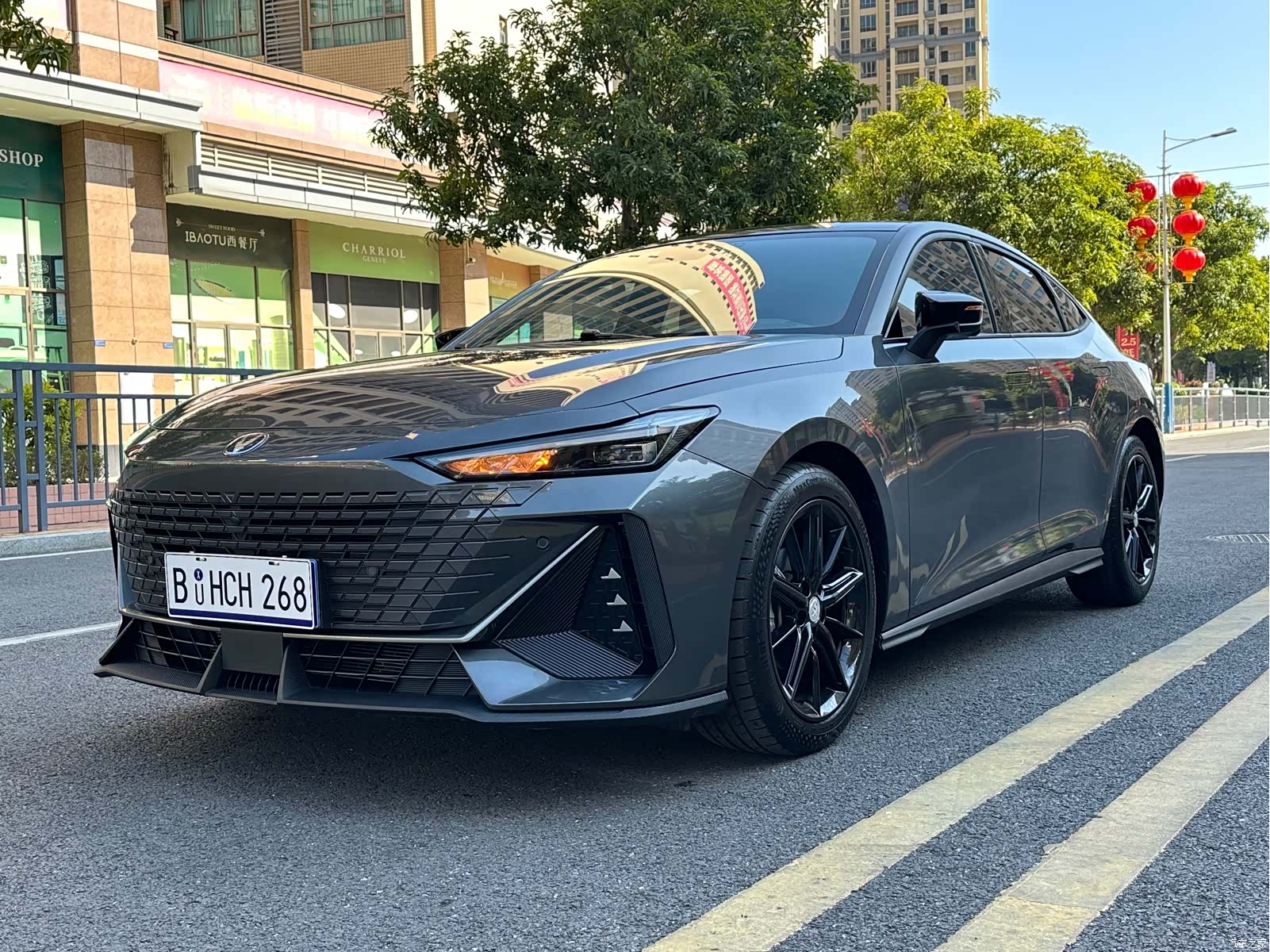 Changan UNI-V, 2023 1