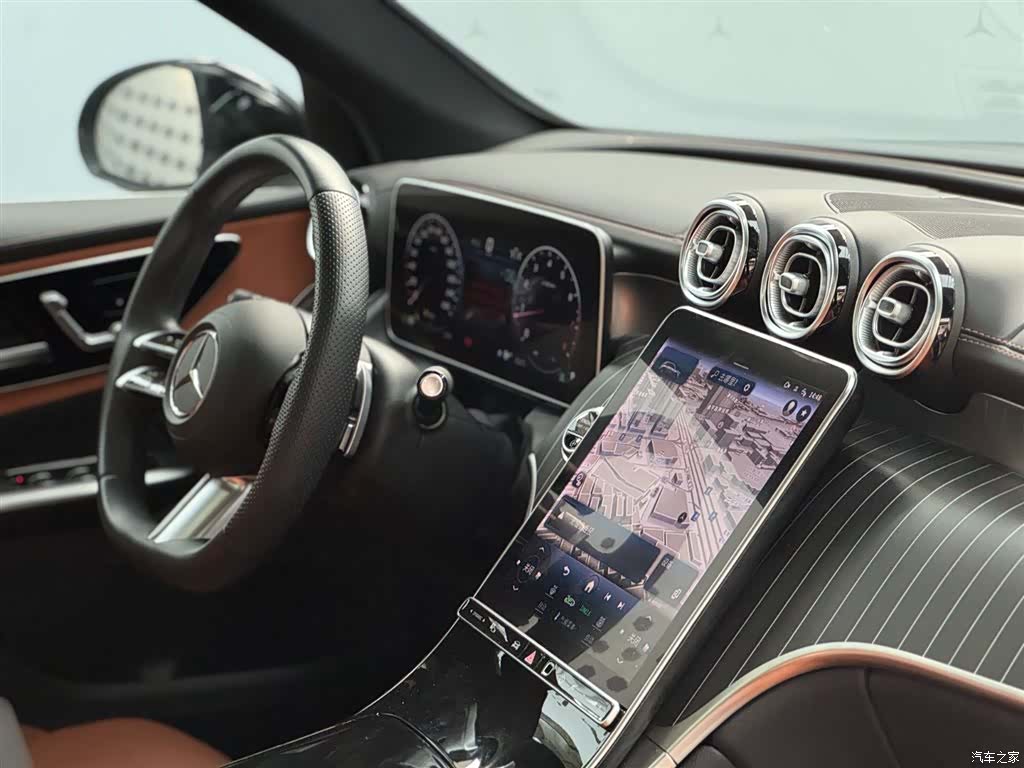 Mercedes-Benz GLC, 2024 10