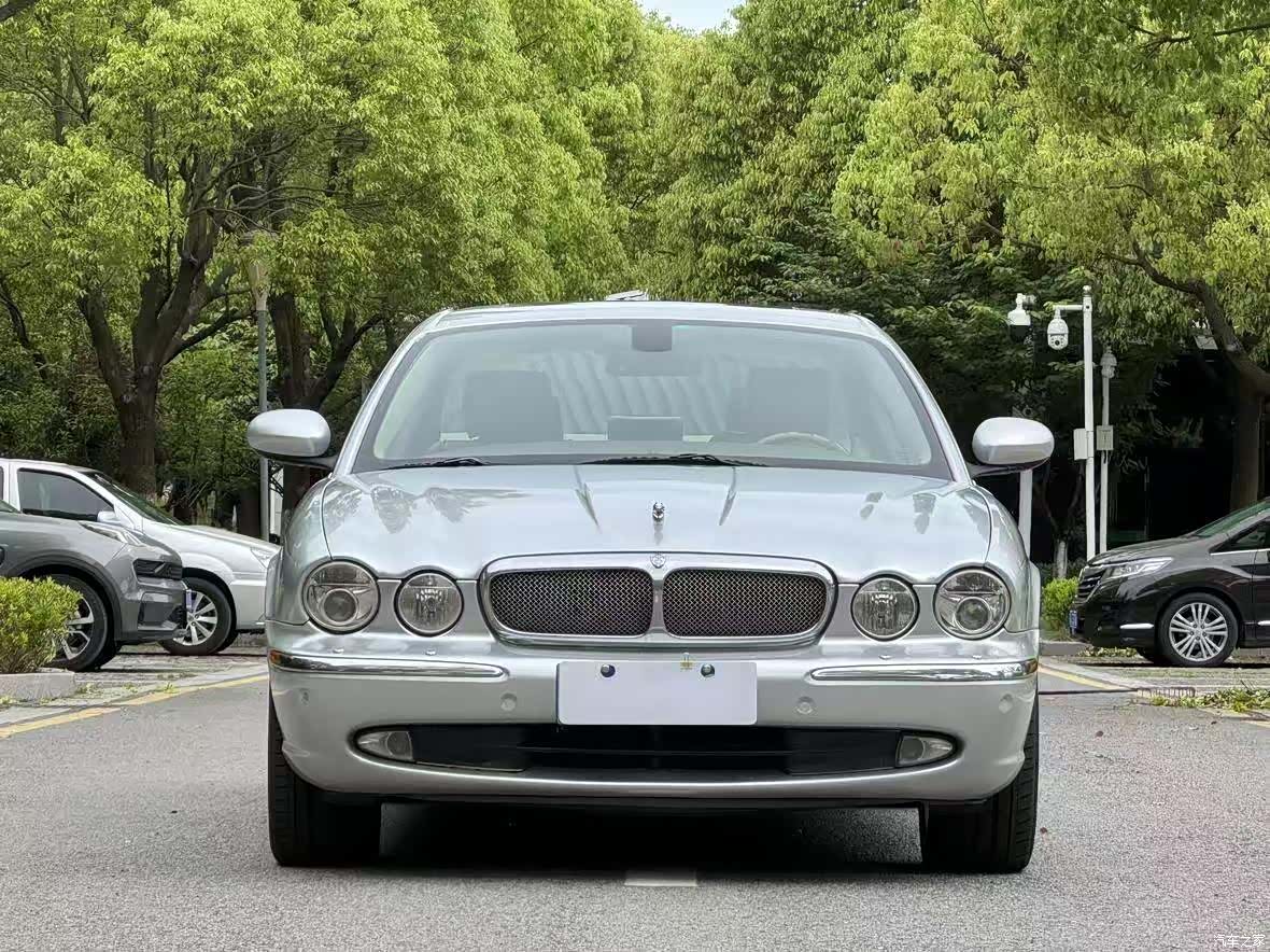Jaguar XJ, 2007 15