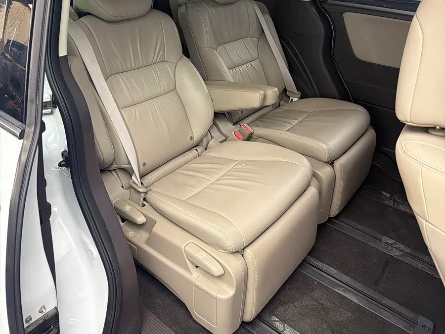 Honda Odyssey 2017, фото 13