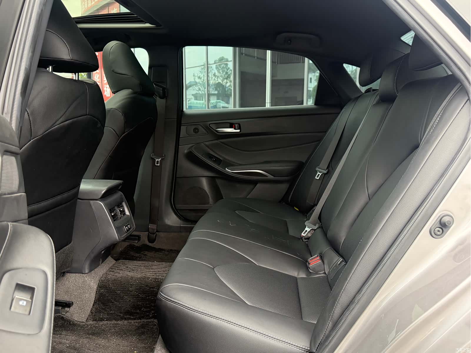 Toyota Avalon, 2022 7