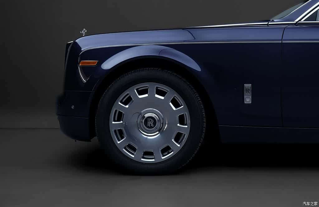 Rolls-Royce Phantom, 2013 все фото