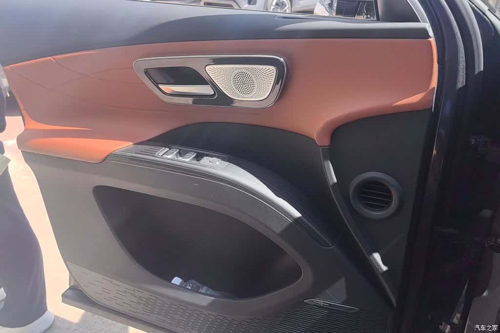 Chery Tiggo 8, 2025 7