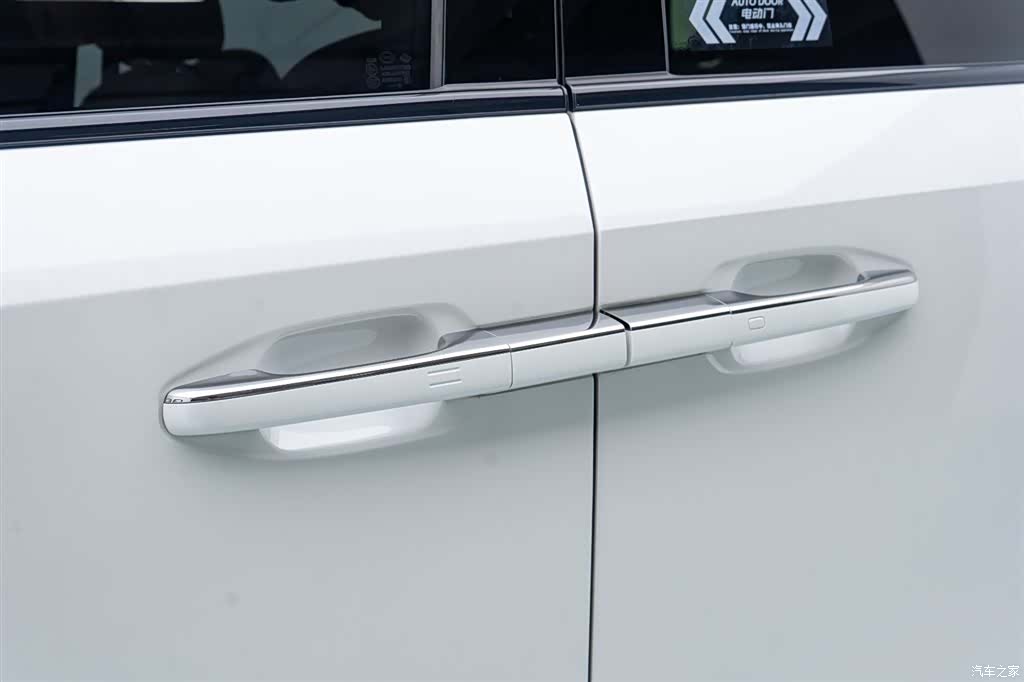 Trumpchi M8, 2025 14