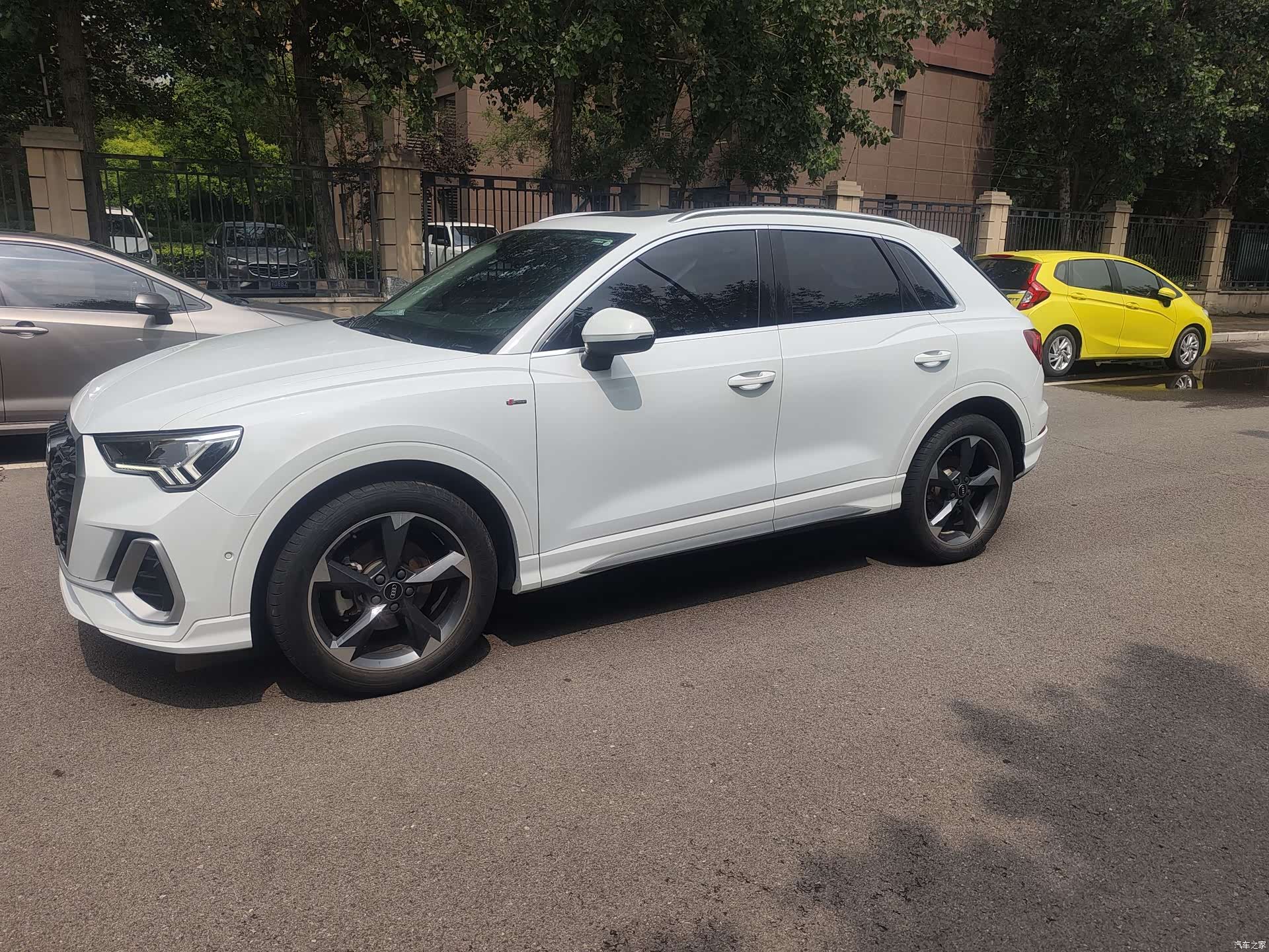 Audi Q3, 2022 2
