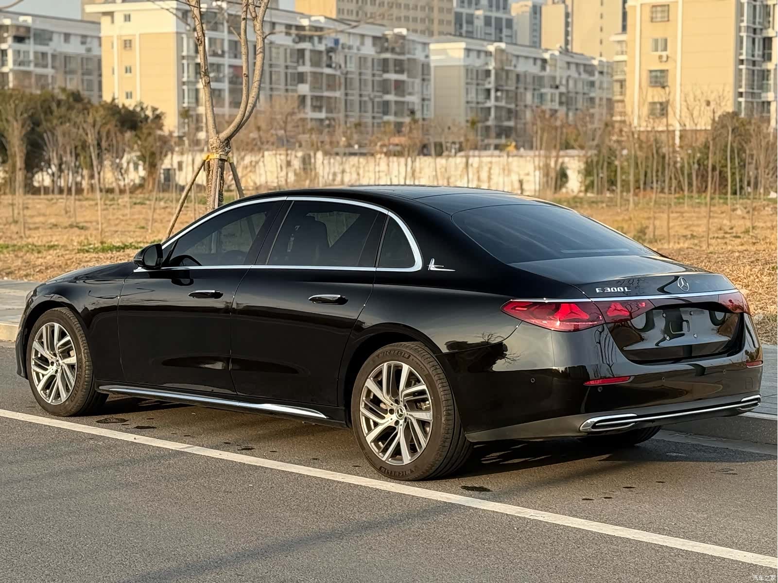 Mercedes-Benz E-Class, 2024 14