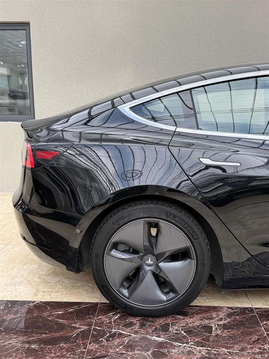 Tesla Model 3, 2019 12