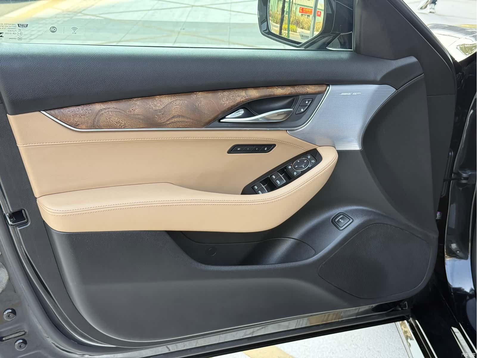 Cadillac CT5, 2024 все фото
