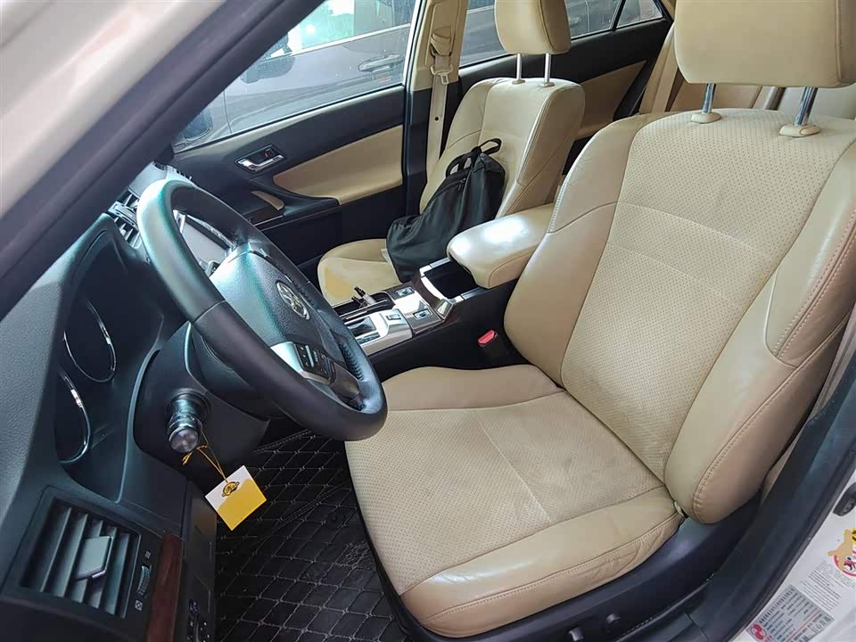 Toyota Reiz Toyota Reiz