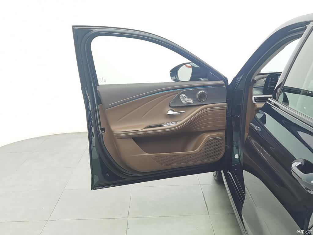 Chery Arrizo 8, 2025 8