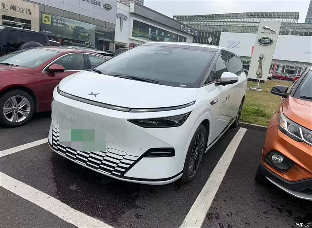 Xpeng X9, 2025 1