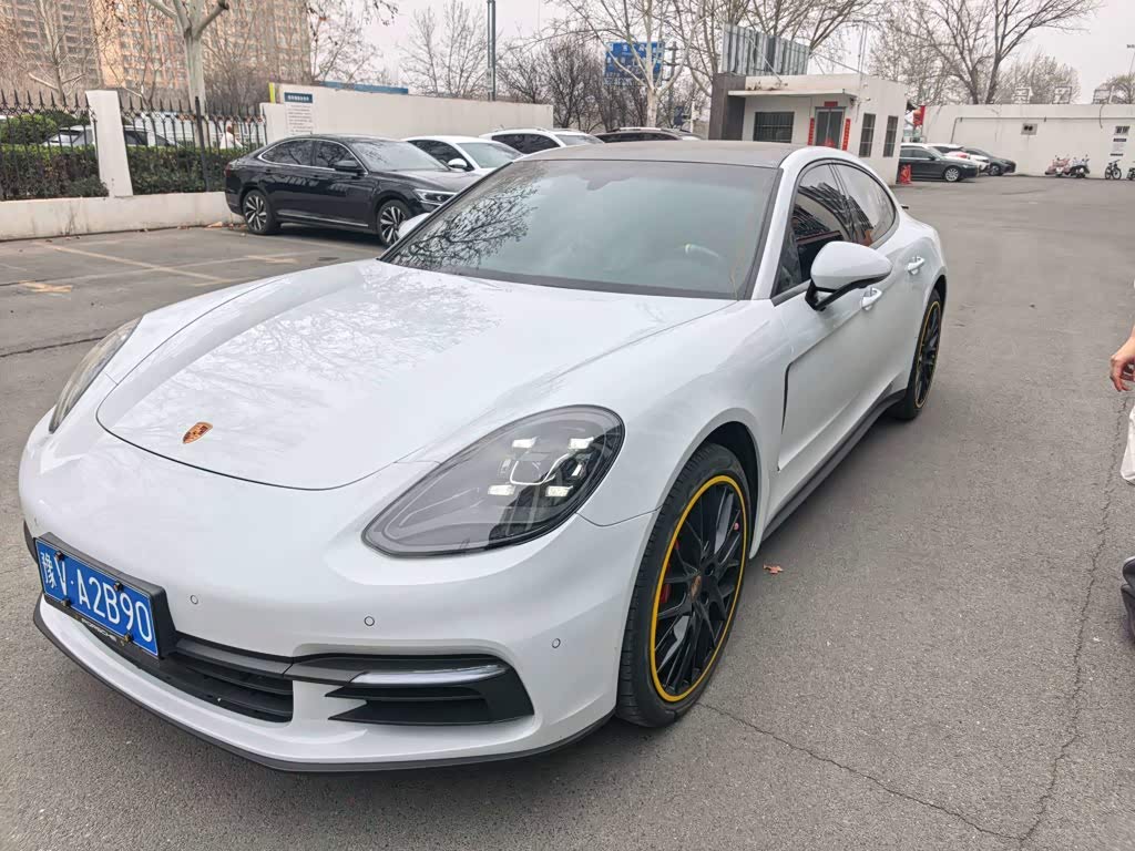 Porsche Panamera