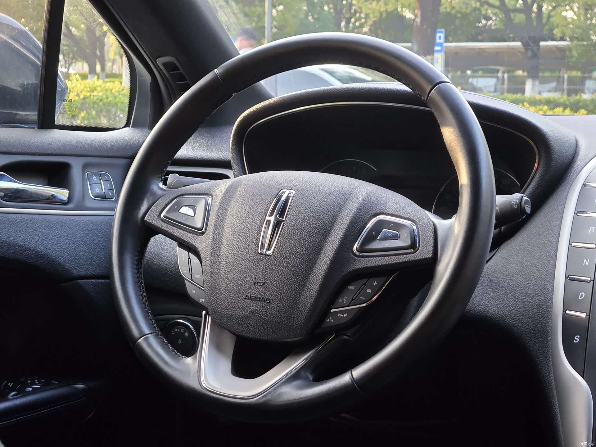Lincoln MKC, 2019 9