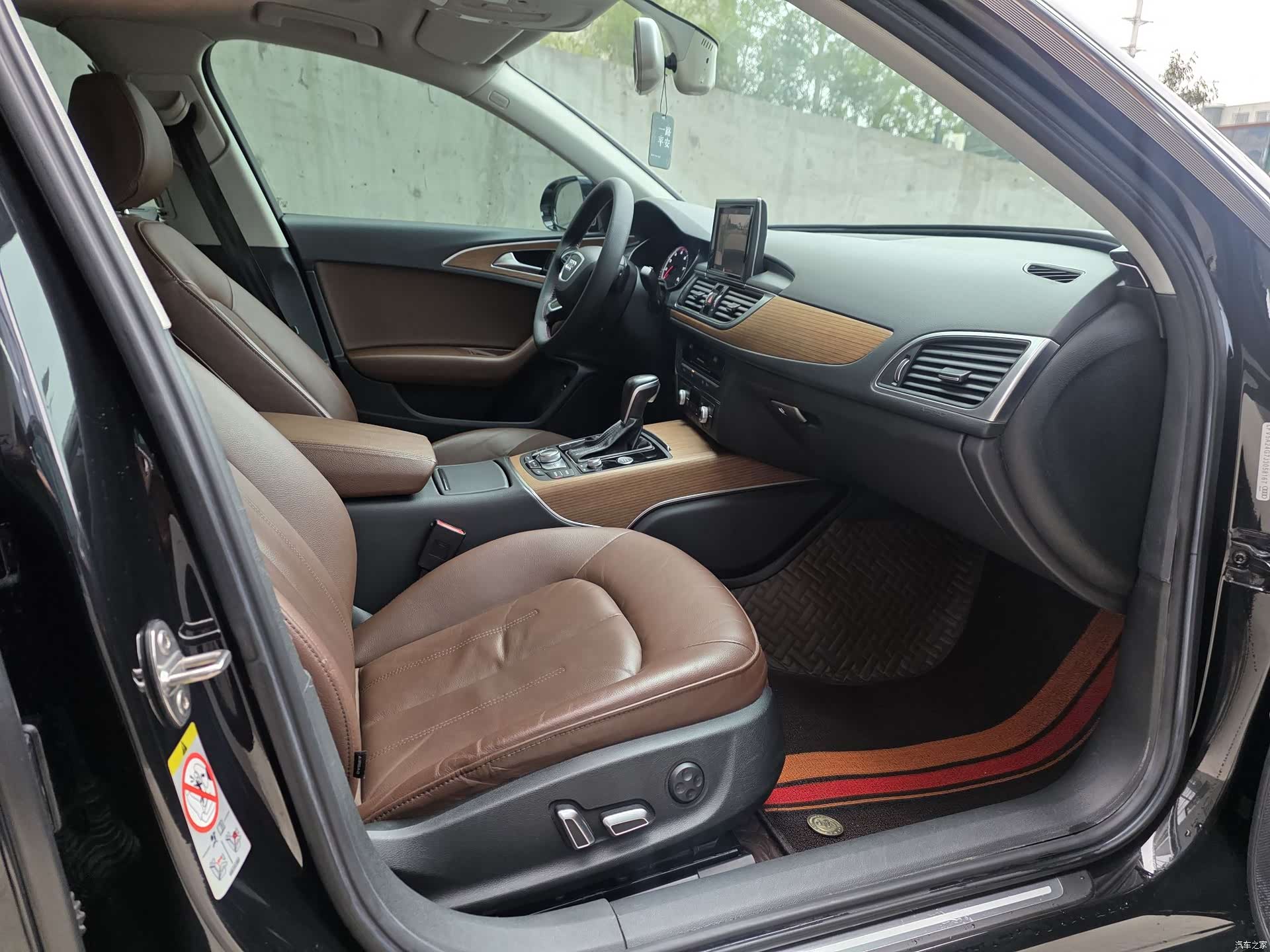 Audi A6L, 2018 8