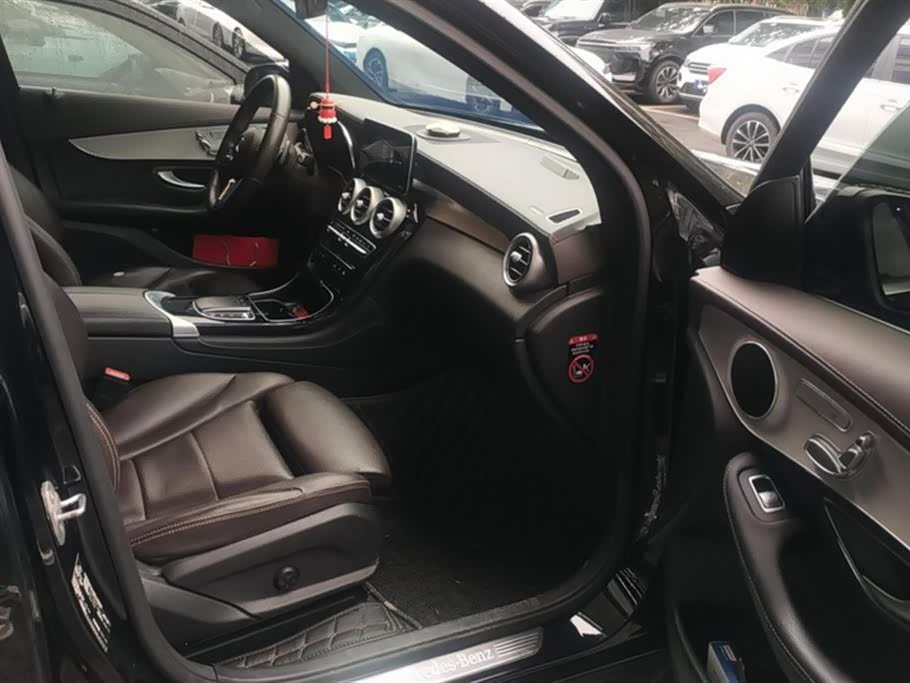 Mercedes-Benz GLC Mercedes-Benz GLC