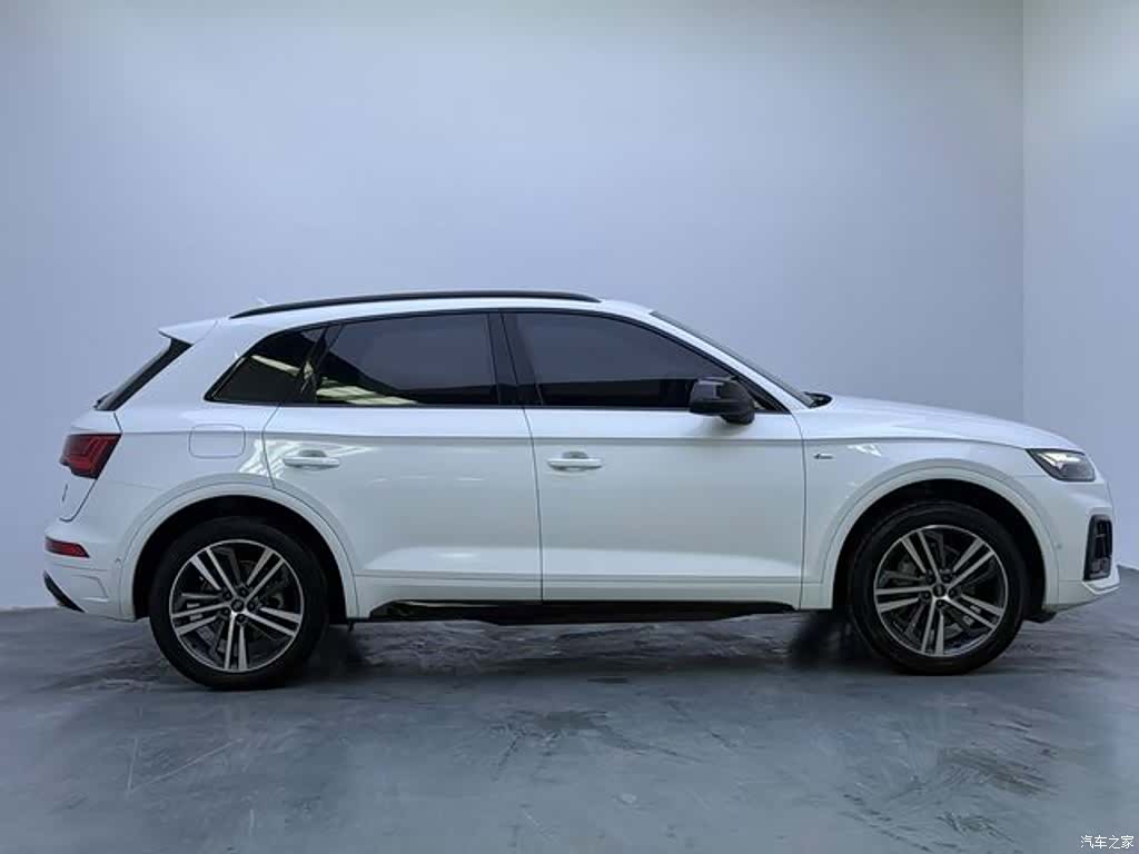 Audi Q5L, 2022 6