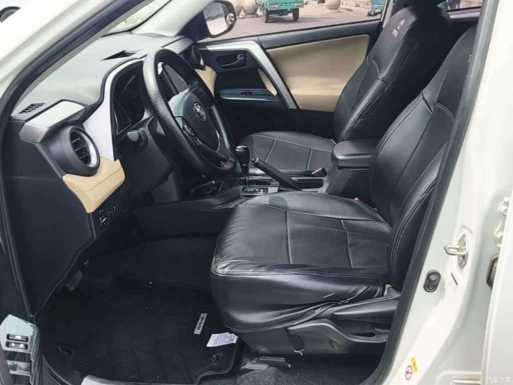 Toyota RAV4, 2018 15