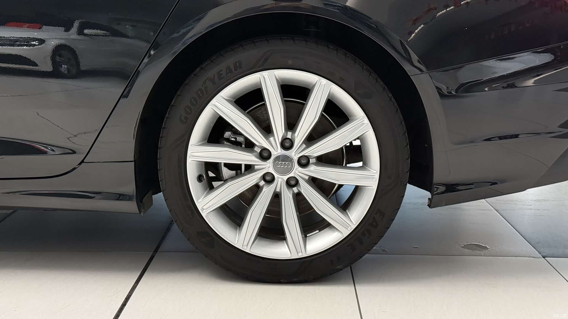 Audi A6L, 2020 11