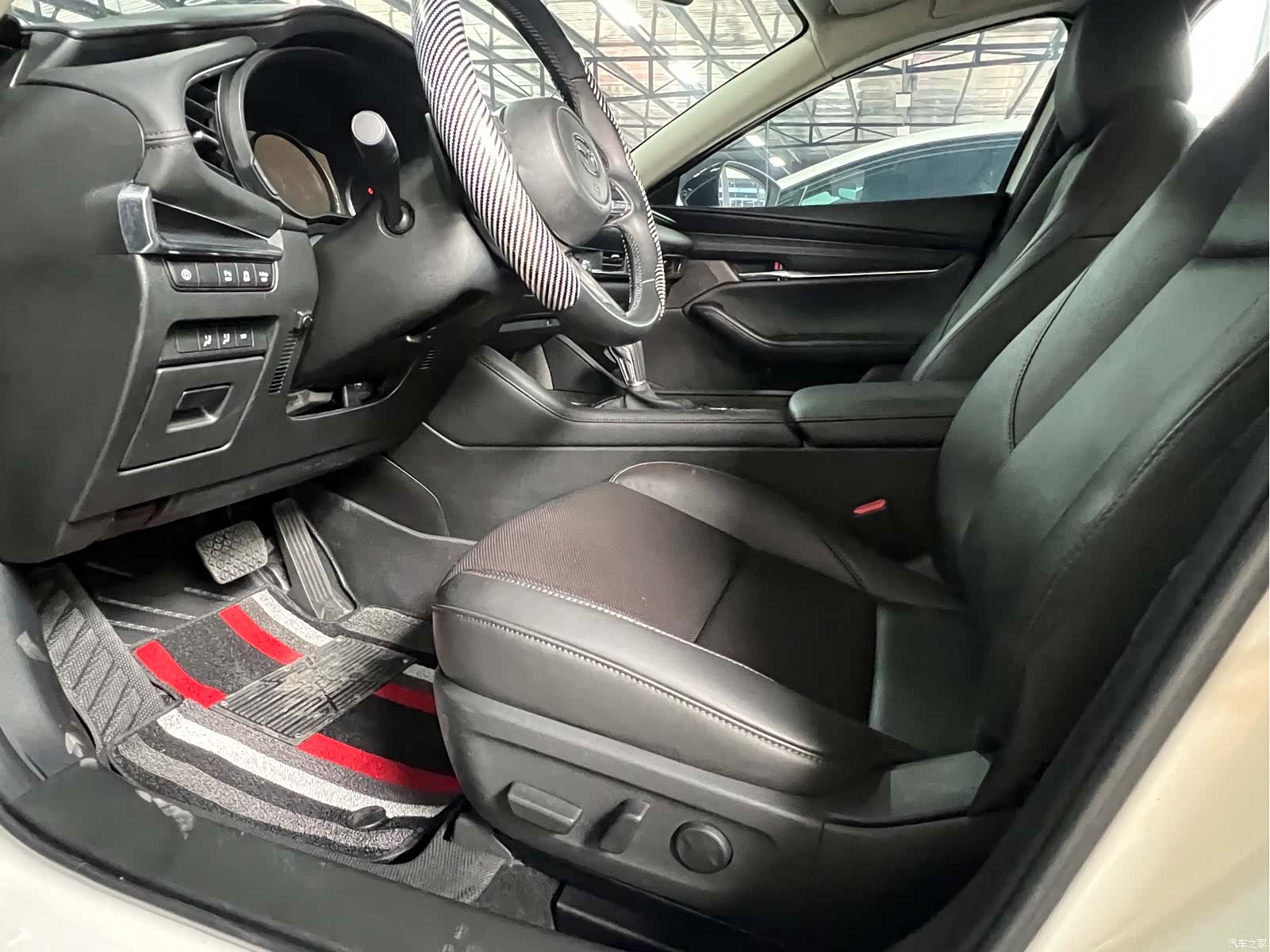 Mazda Mazda3, 2024 8