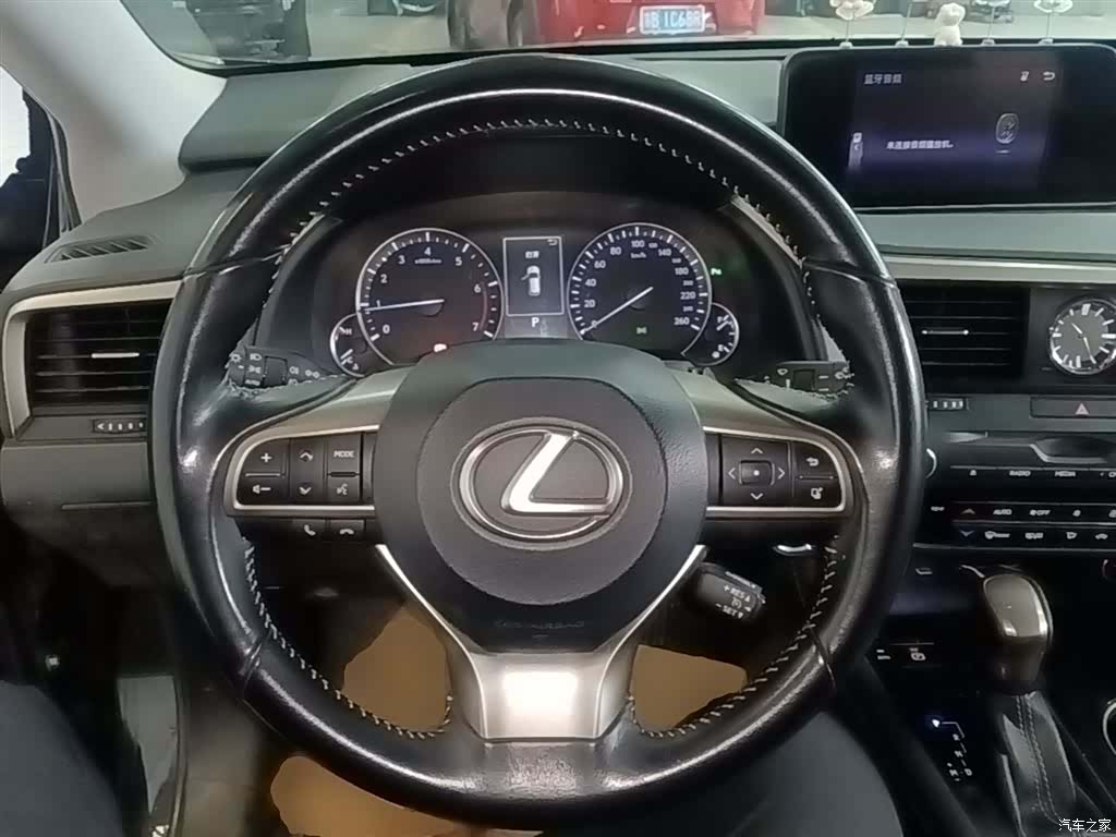 Lexus RX, 2018 11