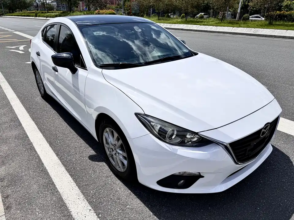 Mazda 3 Angkesaila