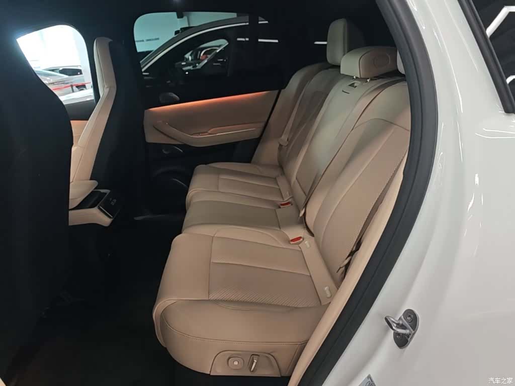 NIO EC7, 2023 17