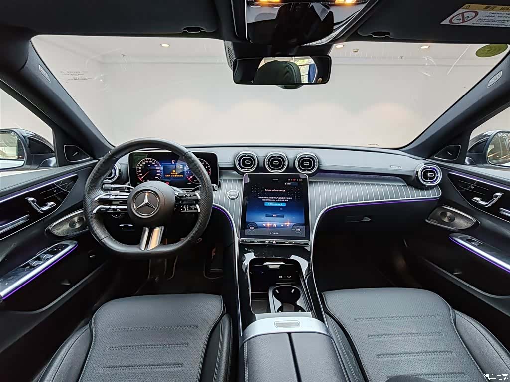 Mercedes-Benz C-Class, 2024 9