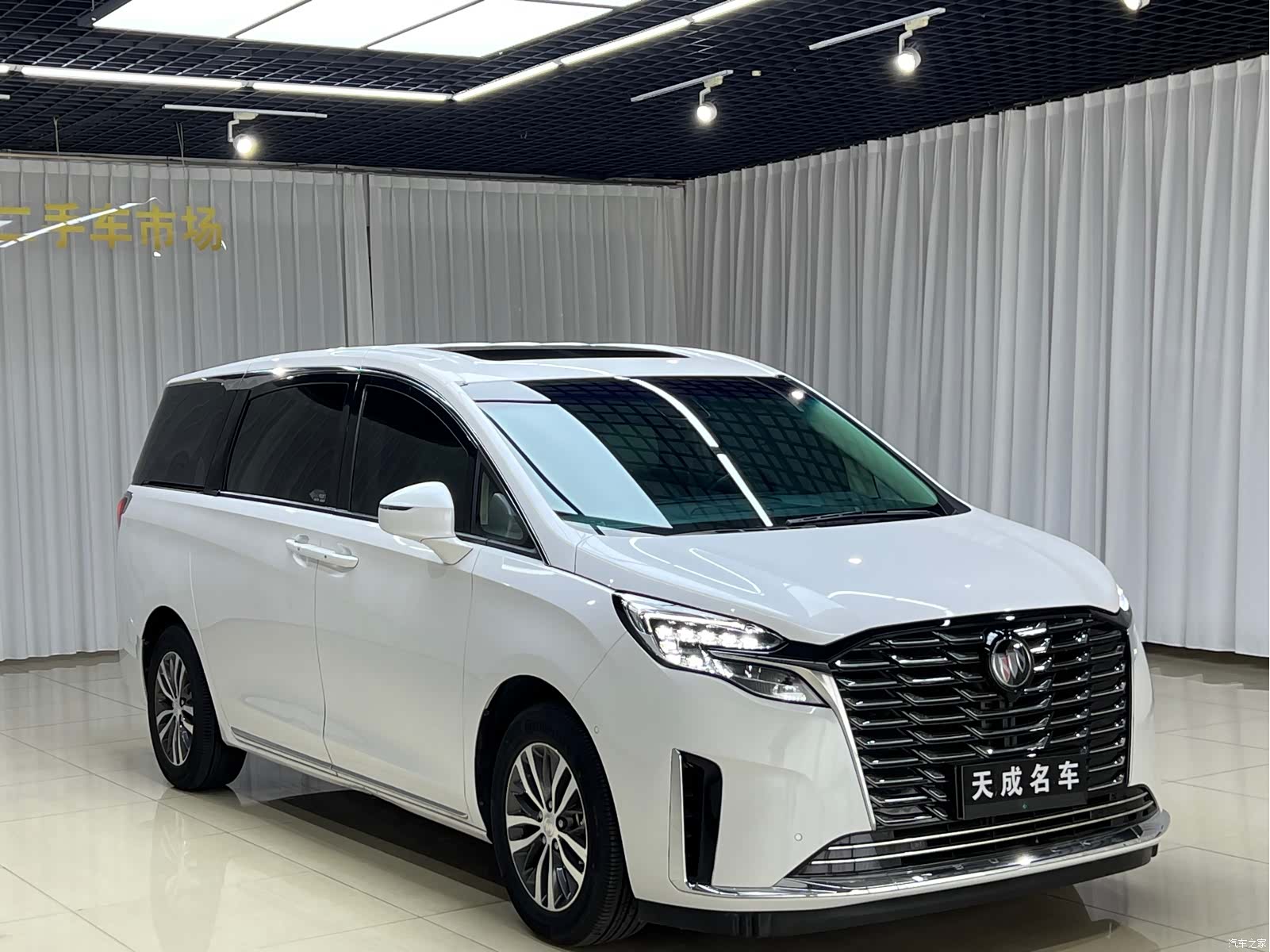 Buick GL8, 2024 3