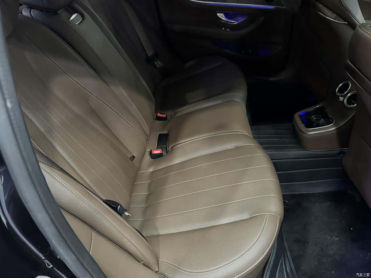 Mercedes-Benz E-Class, 2022 7