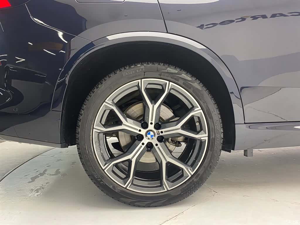 BMW X5, 2024 11