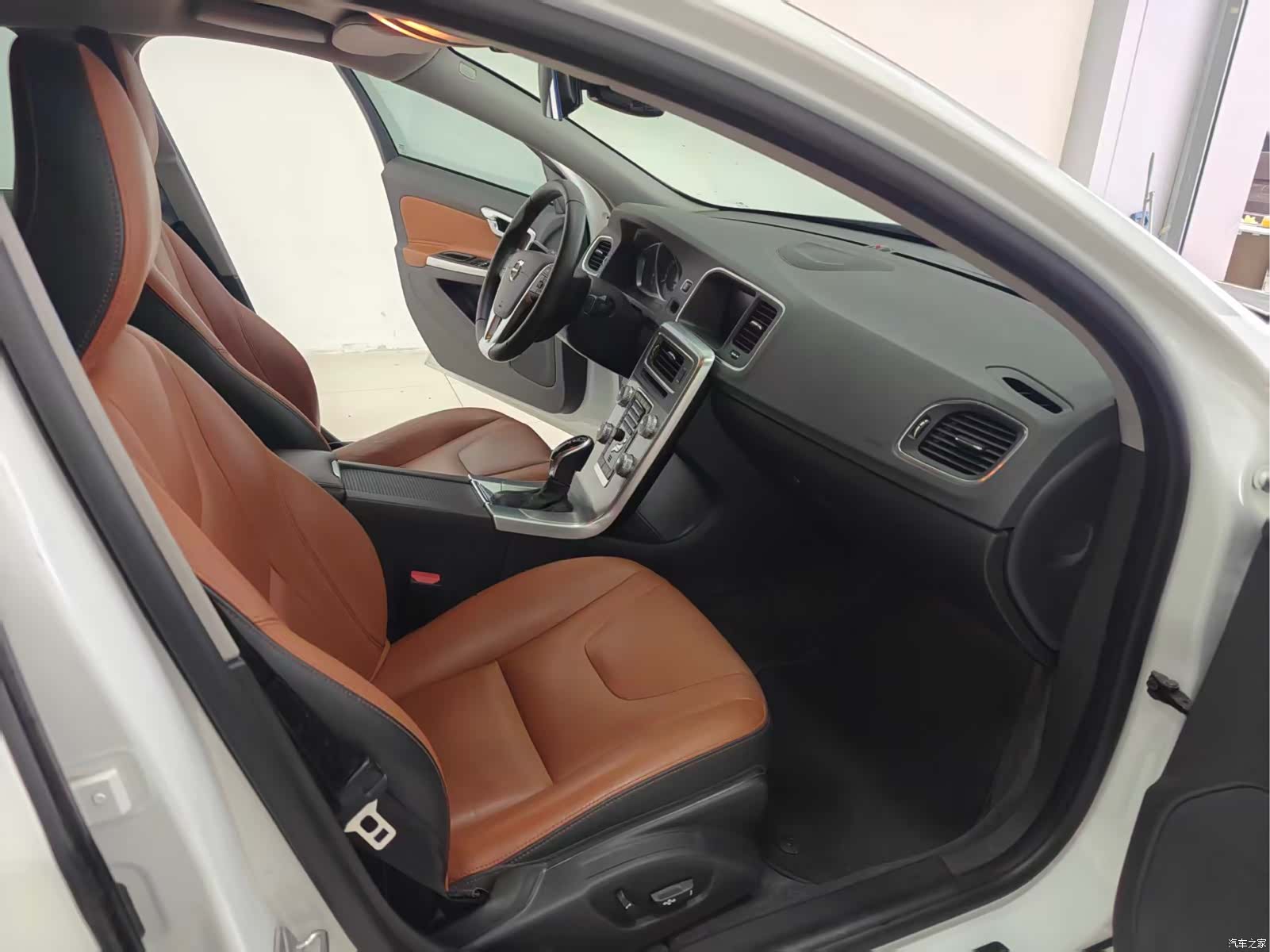 Volvo S60, 2018 9