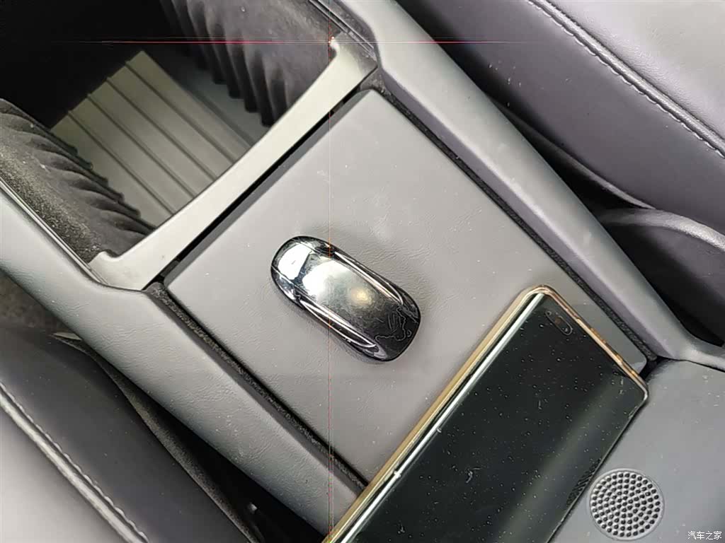 Tesla Model X, 2020 9
