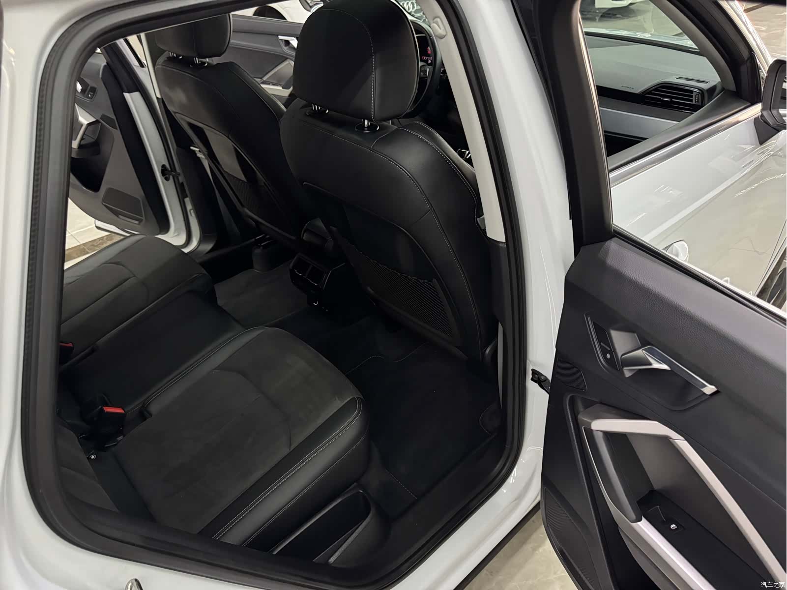 Audi Q3, 2022 15