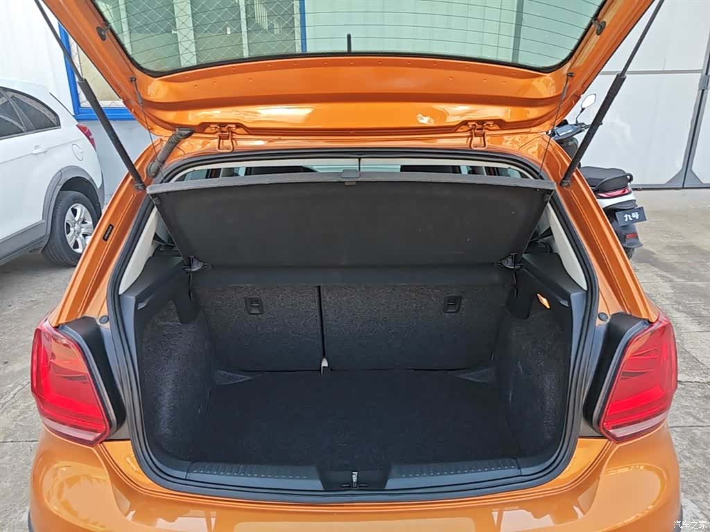 Volkswagen Polo, 2016 19