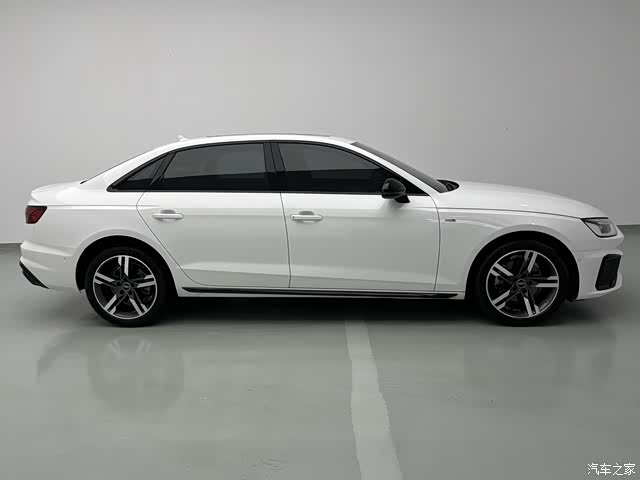 Audi A4L, 2023 7