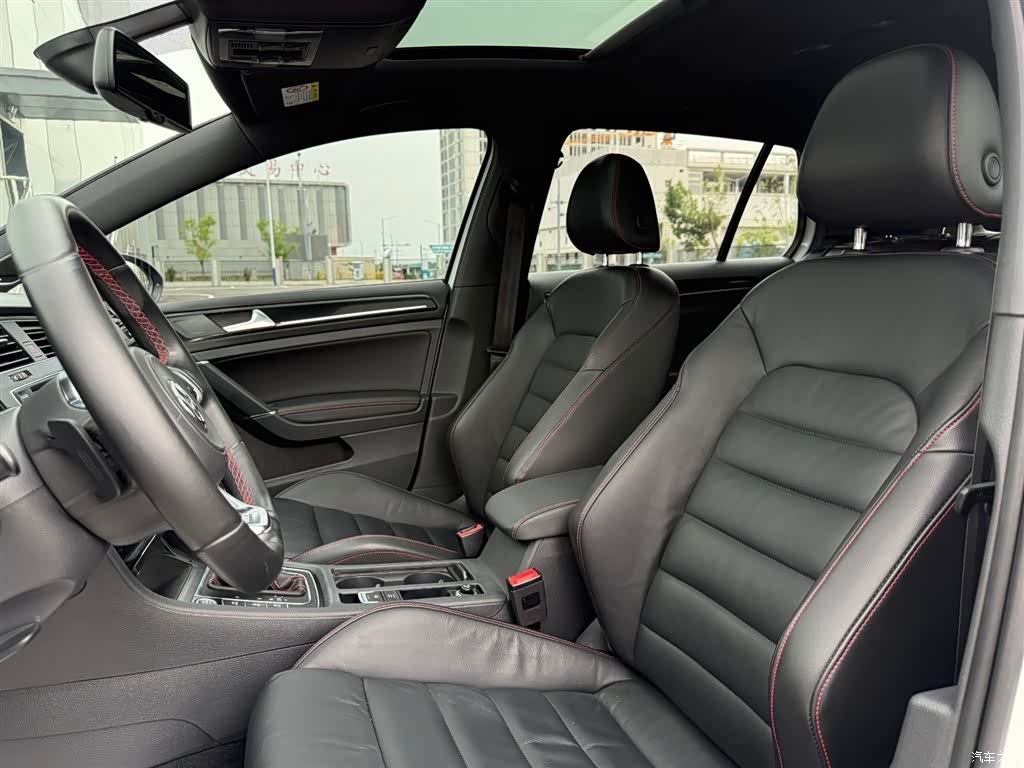 Volkswagen Golf, 2016 13