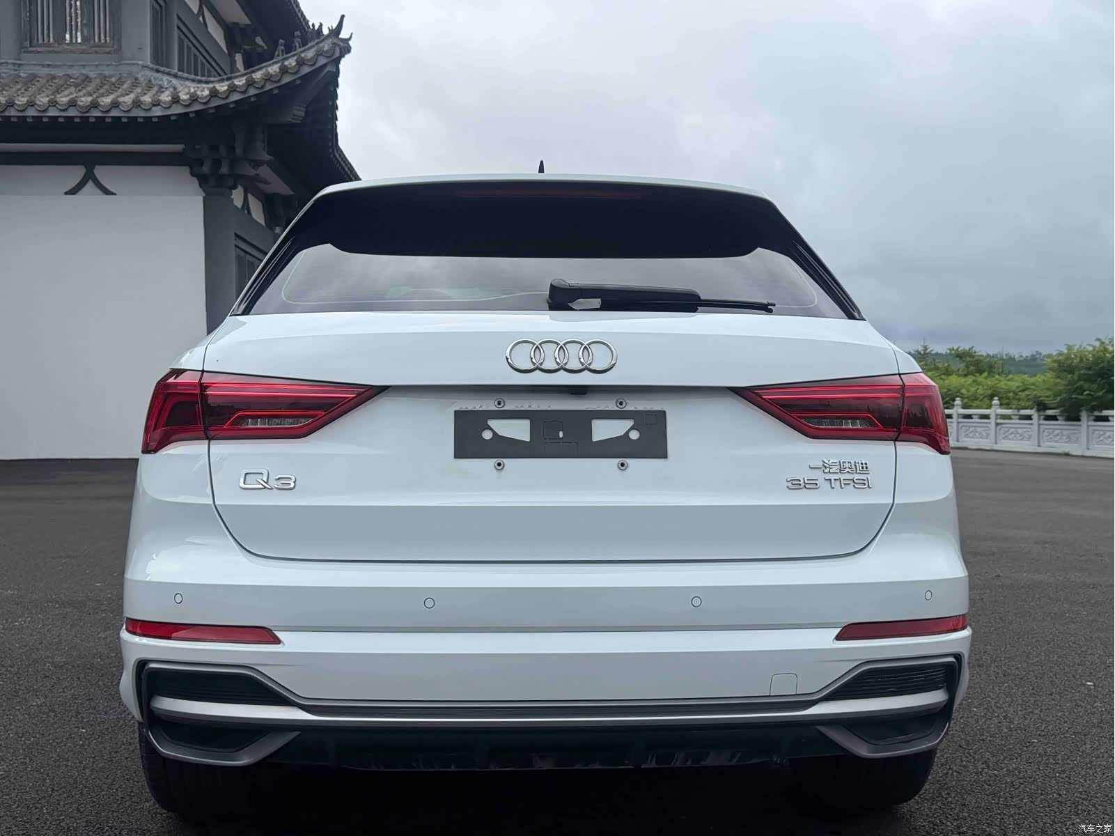 Audi Q3, 2022 4